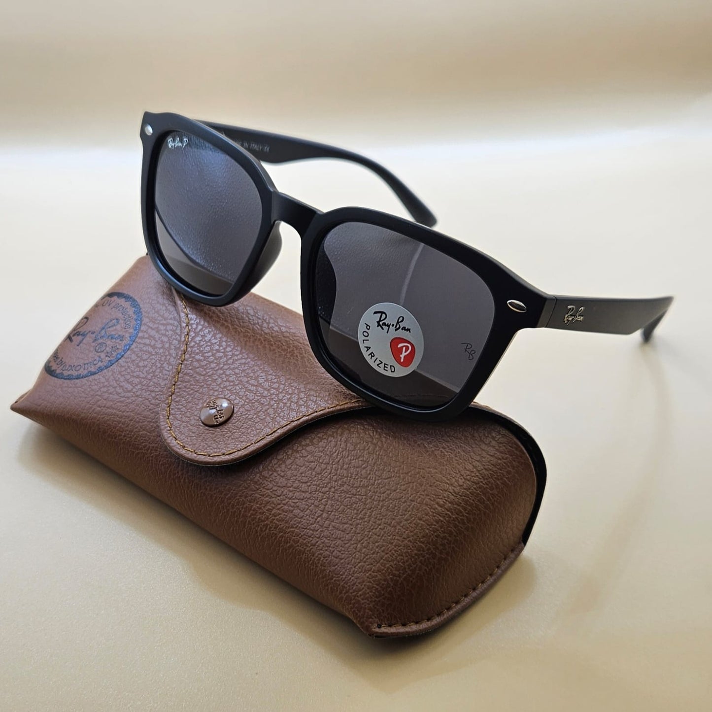 Lunettes de soleil : Ray-Ban Rb-3035 Noir