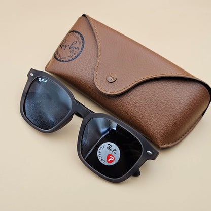 Lunettes de soleil : Ray-Ban Rb-3035 Gris/Noir