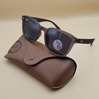 Lunettes de soleil : Ray-Ban Rb-3035 Gris/Noir